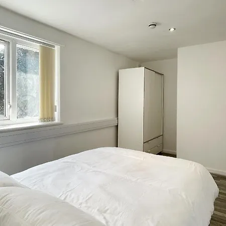 Bright, Warm & Cozy House In Harpurhey Apartment Manchester Exterior photo