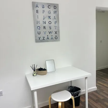 Bright, Warm & Cozy House In Harpurhey Apartment Manchester Exterior photo