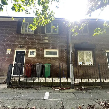 Bright, Warm & Cozy House In Harpurhey Apartment Manchester Exterior photo